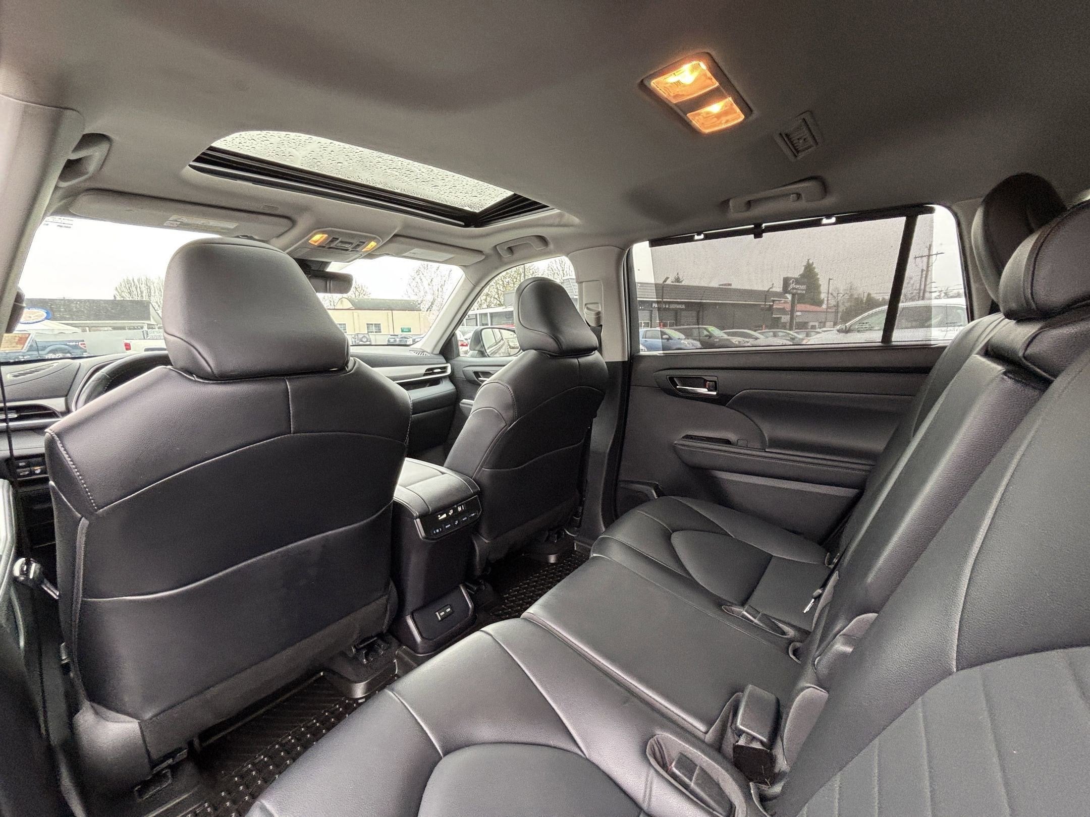 2022 Toyota Highlander XLE AWD