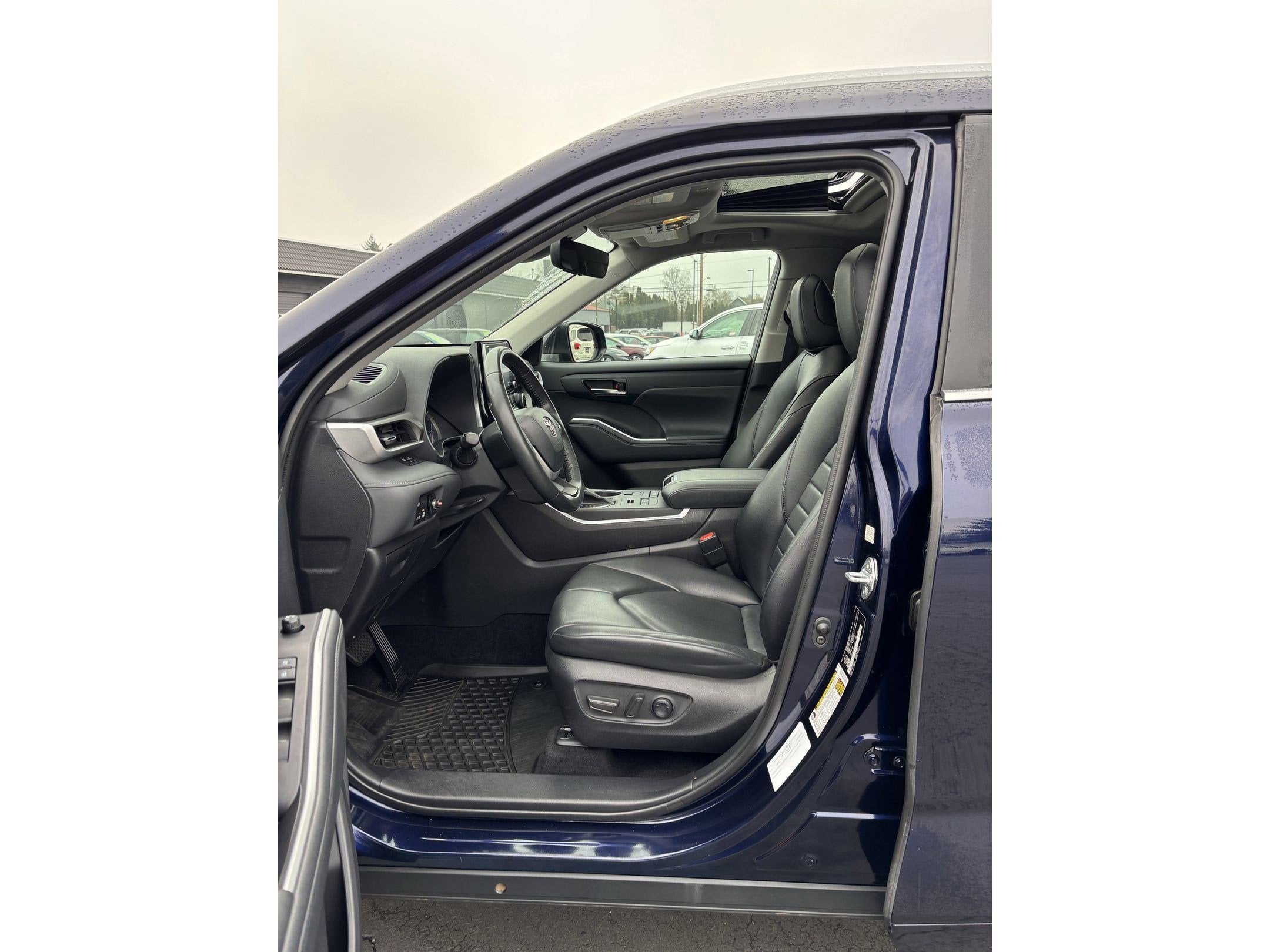 2022 Toyota Highlander XLE AWD