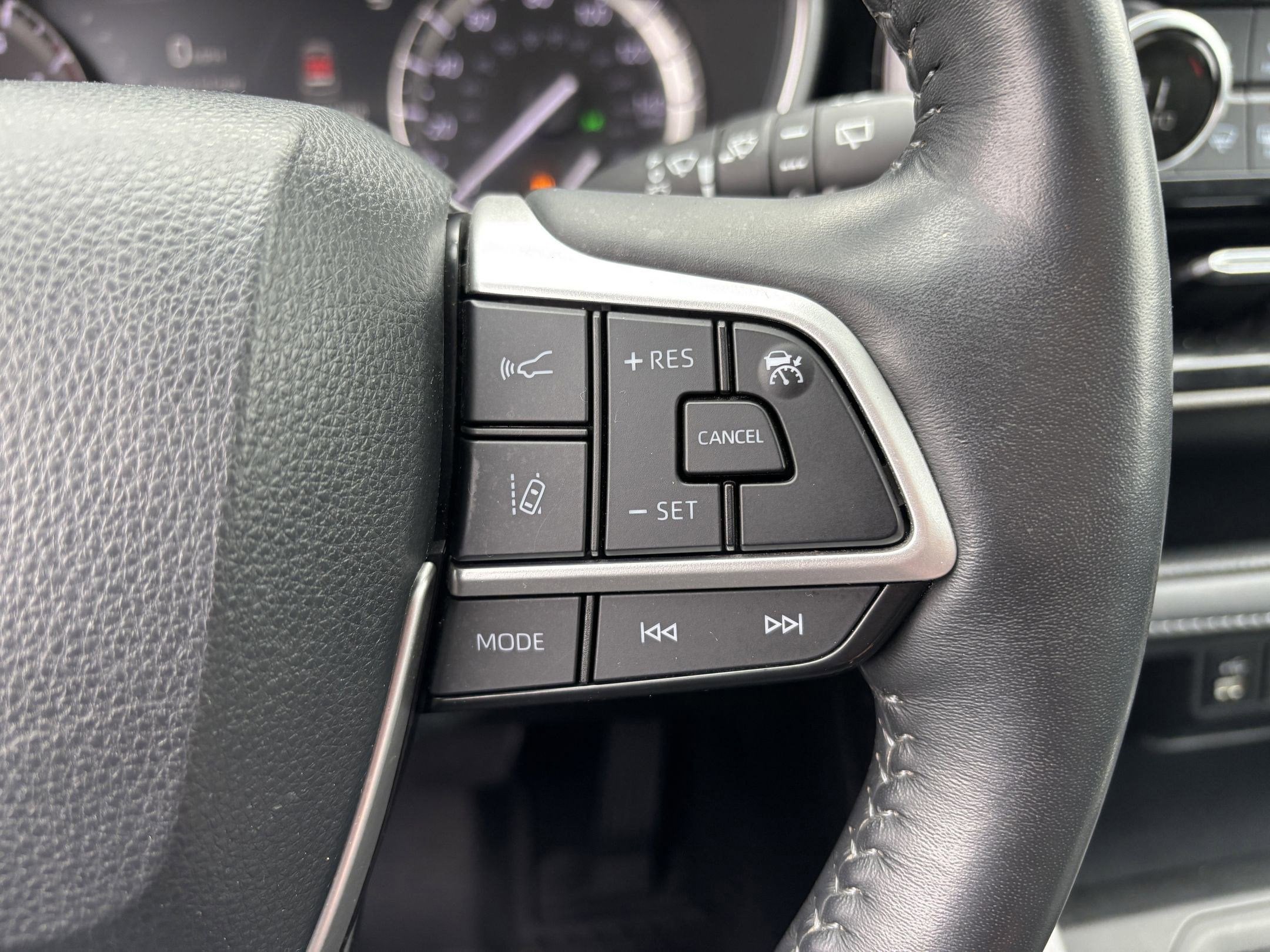 2022 Toyota Highlander XLE AWD