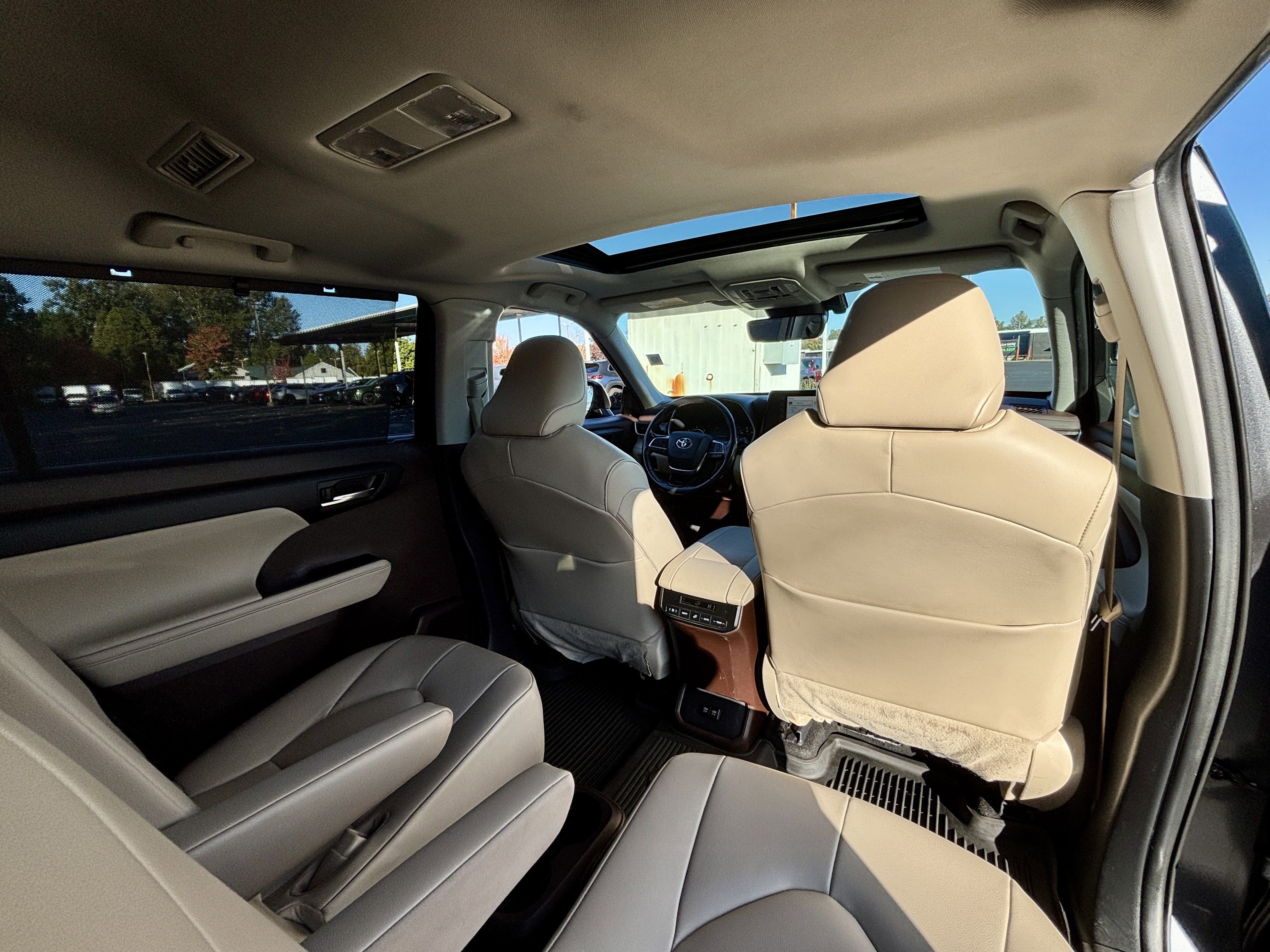 2020 Toyota Highlander Hybrid XLE AWD