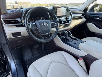 2020 Toyota Highlander Hybrid XLE AWD