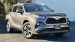 2020 Toyota Highlander Hybrid XLE AWD