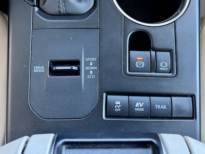 2020 Toyota Highlander Hybrid XLE AWD