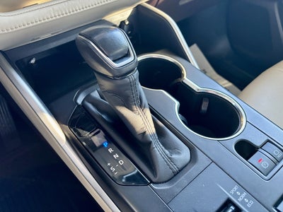 2020 Toyota Highlander Hybrid XLE AWD