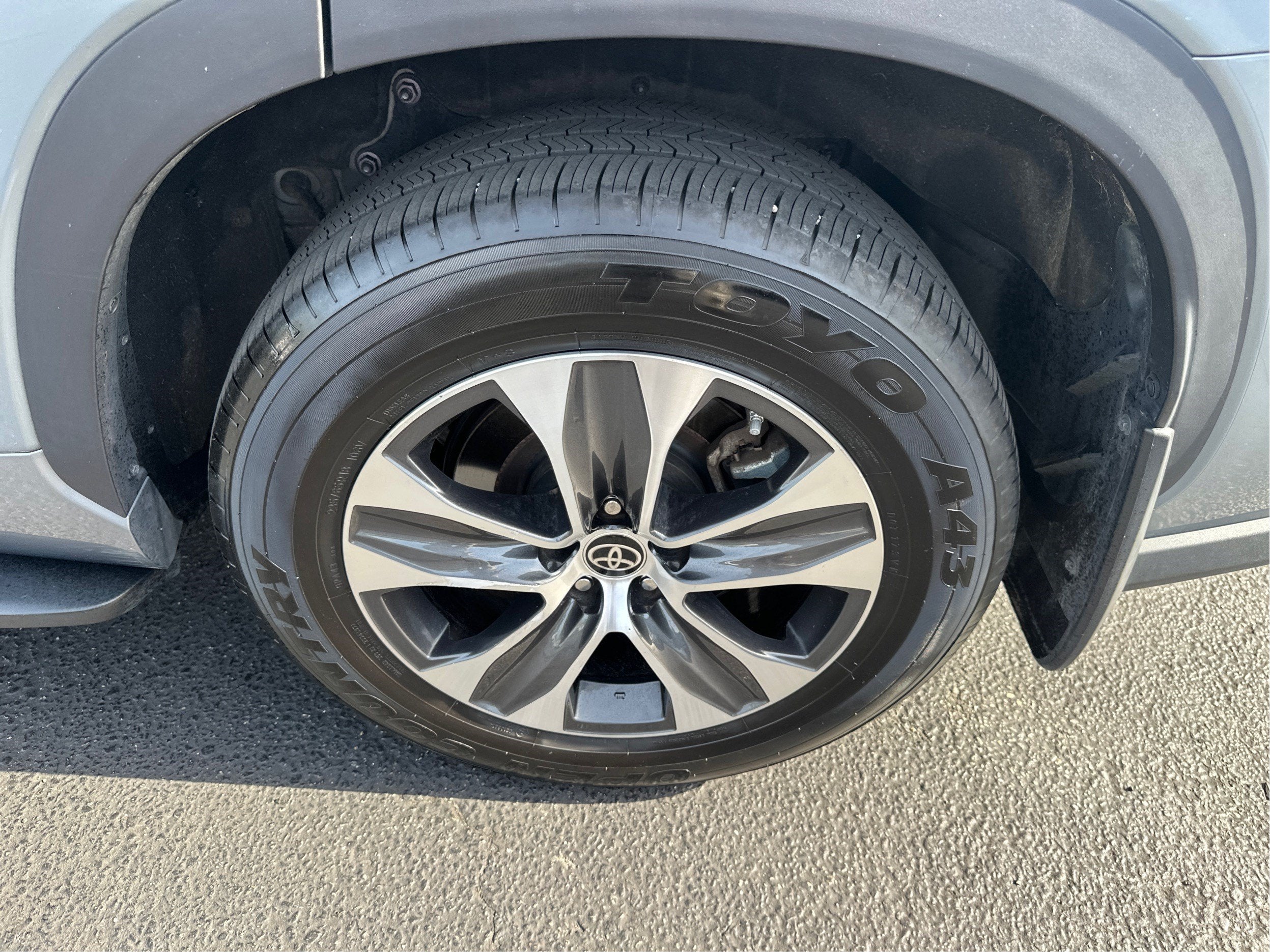 2022 Toyota Highlander XLE AWD