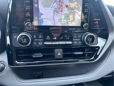2022 Toyota Highlander XLE AWD