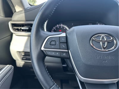 2022 Toyota Highlander XLE AWD