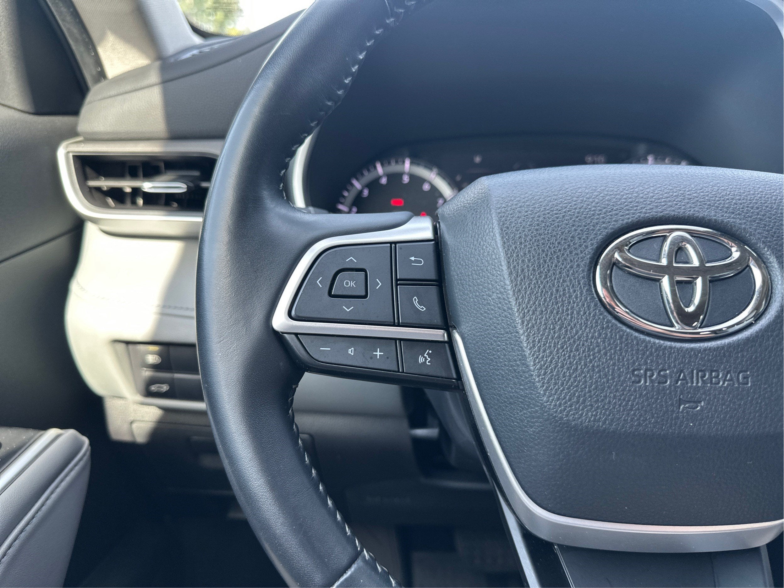 2022 Toyota Highlander XLE AWD