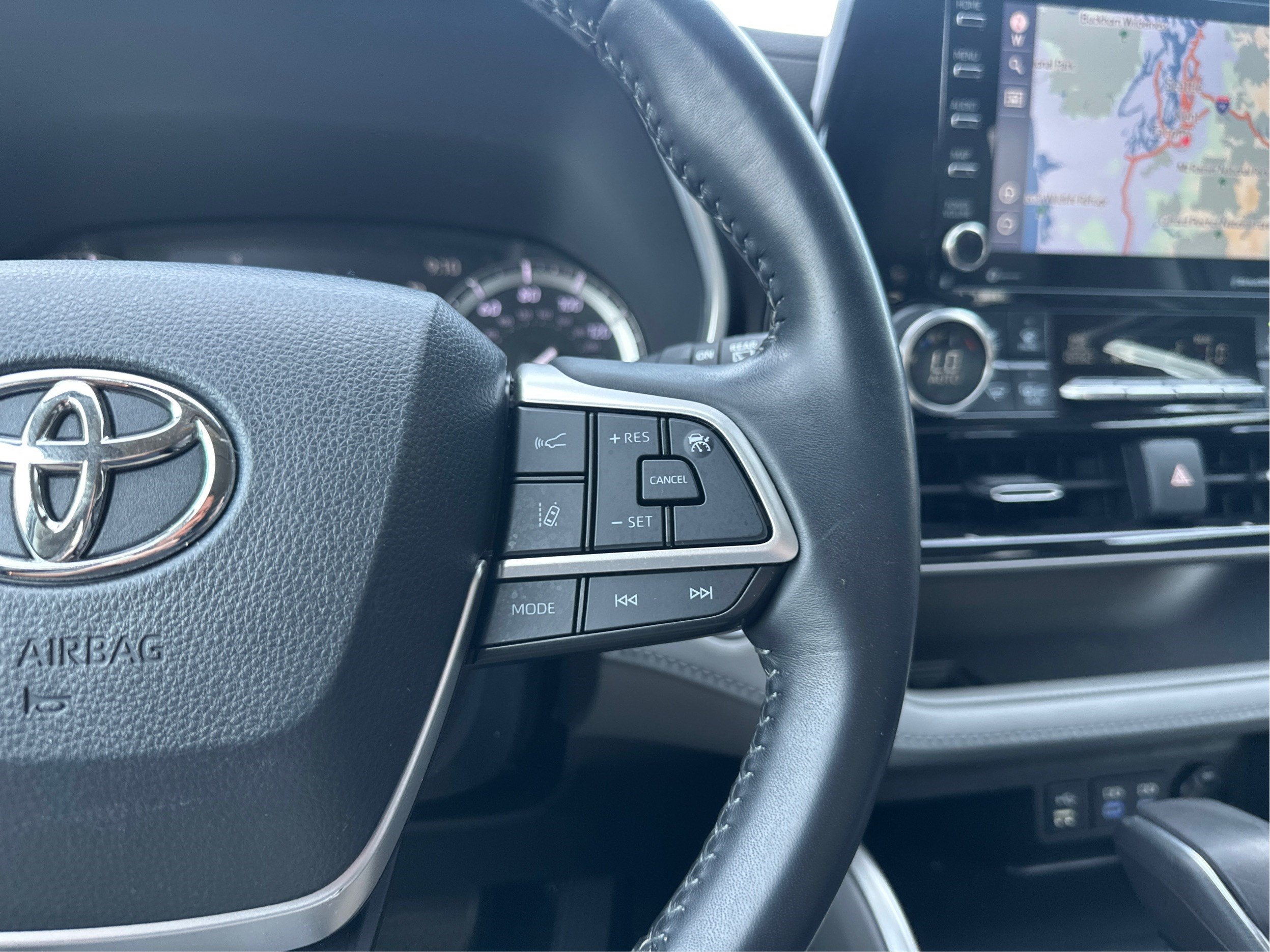 2022 Toyota Highlander XLE AWD