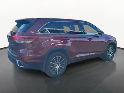2017 Toyota Highlander Base