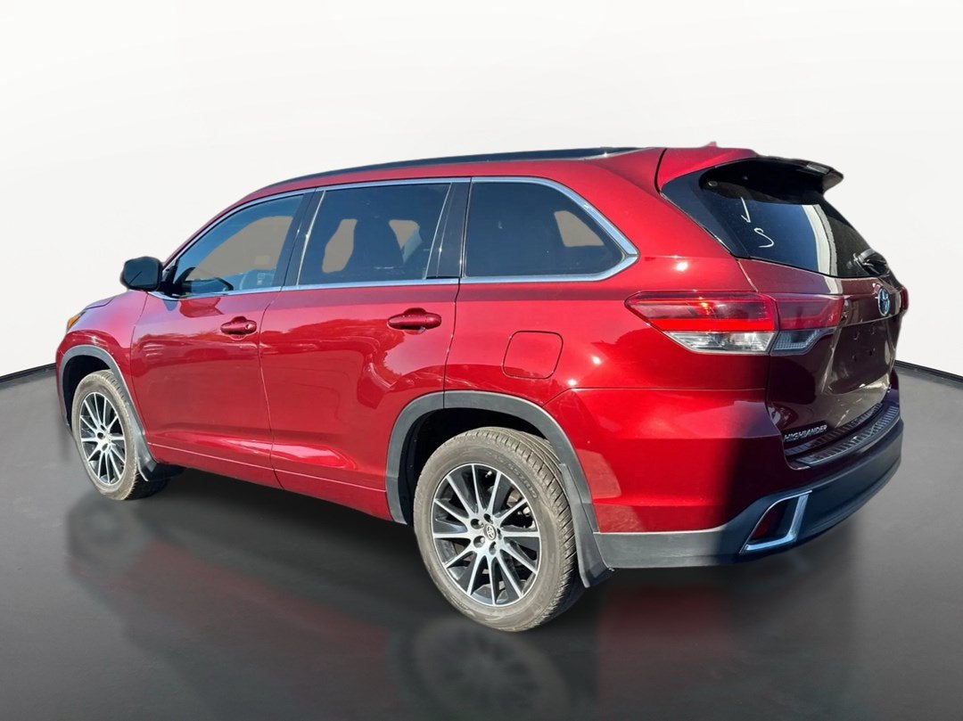 2017 Toyota Highlander Base