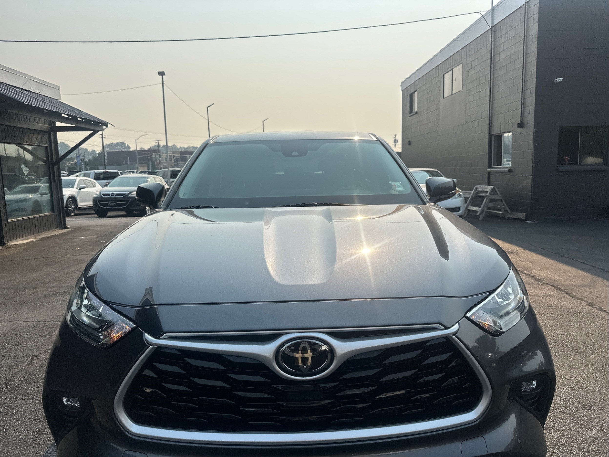 2020 Toyota Highlander LE