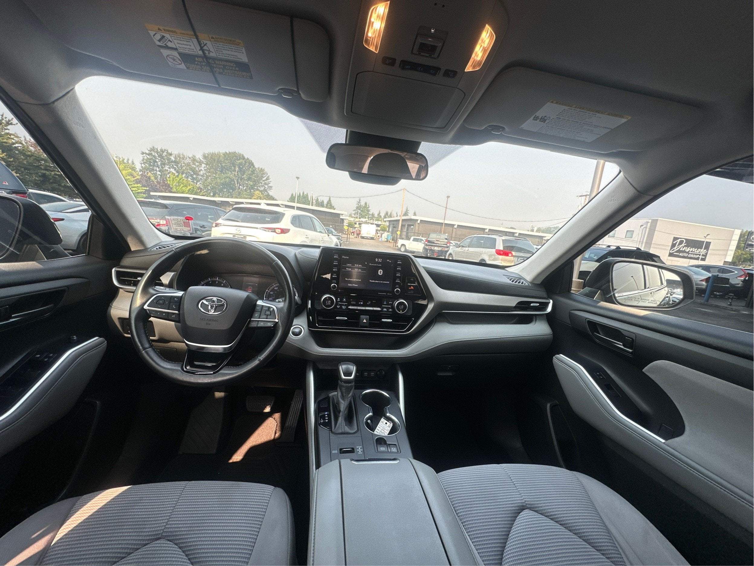 2020 Toyota Highlander LE
