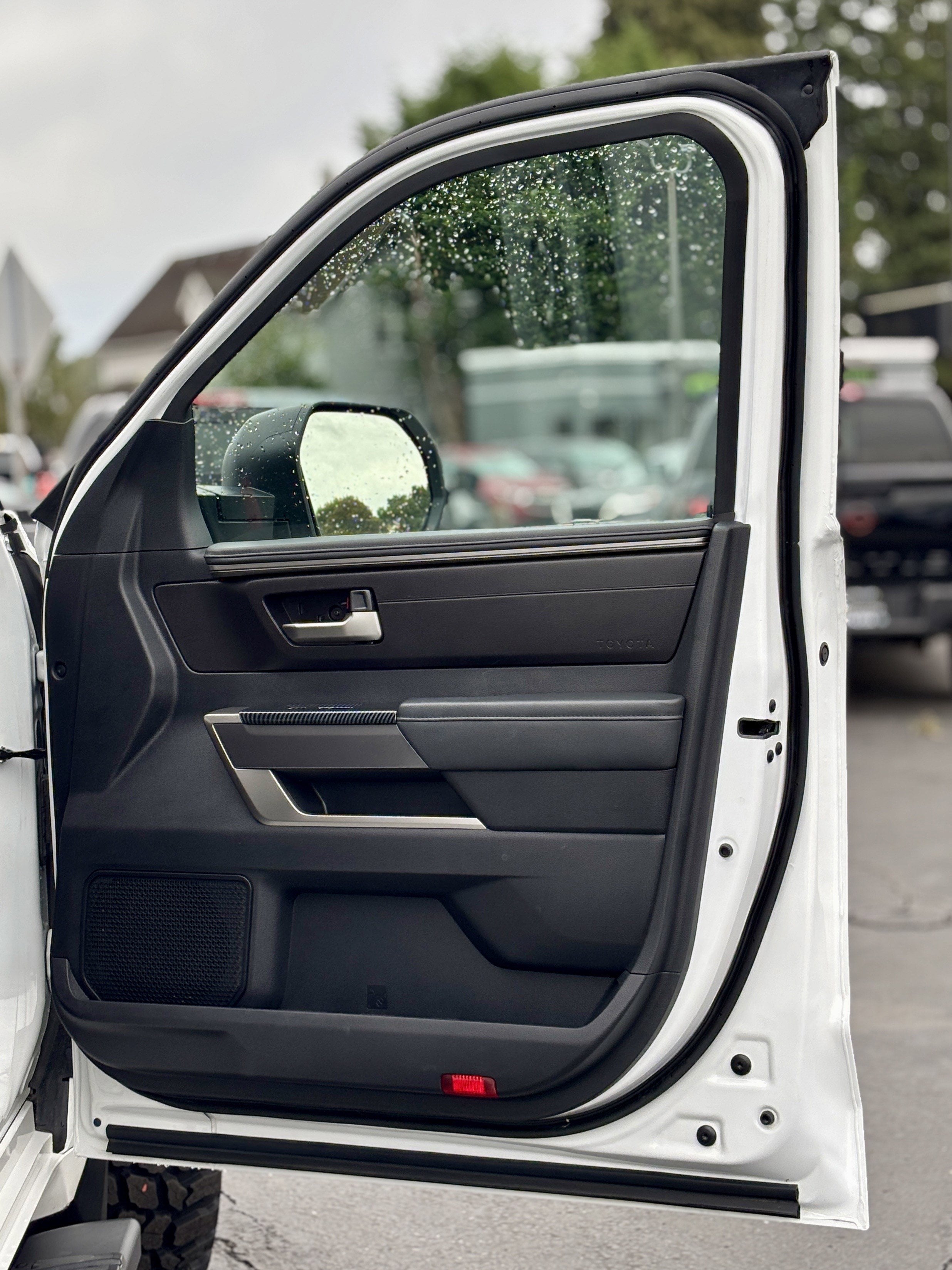 2022 Toyota Tundra 4WD SR5