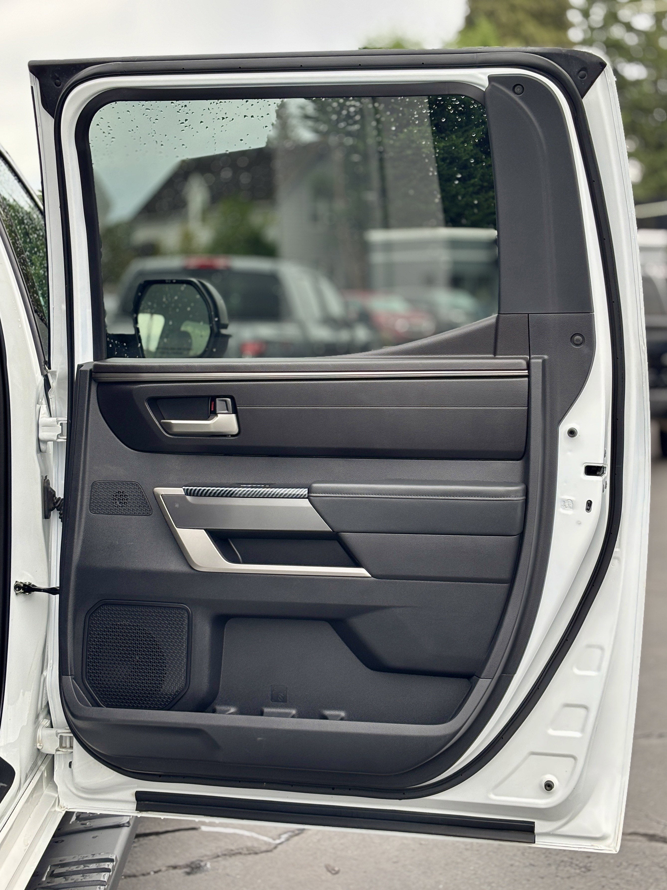 2022 Toyota Tundra 4WD SR5