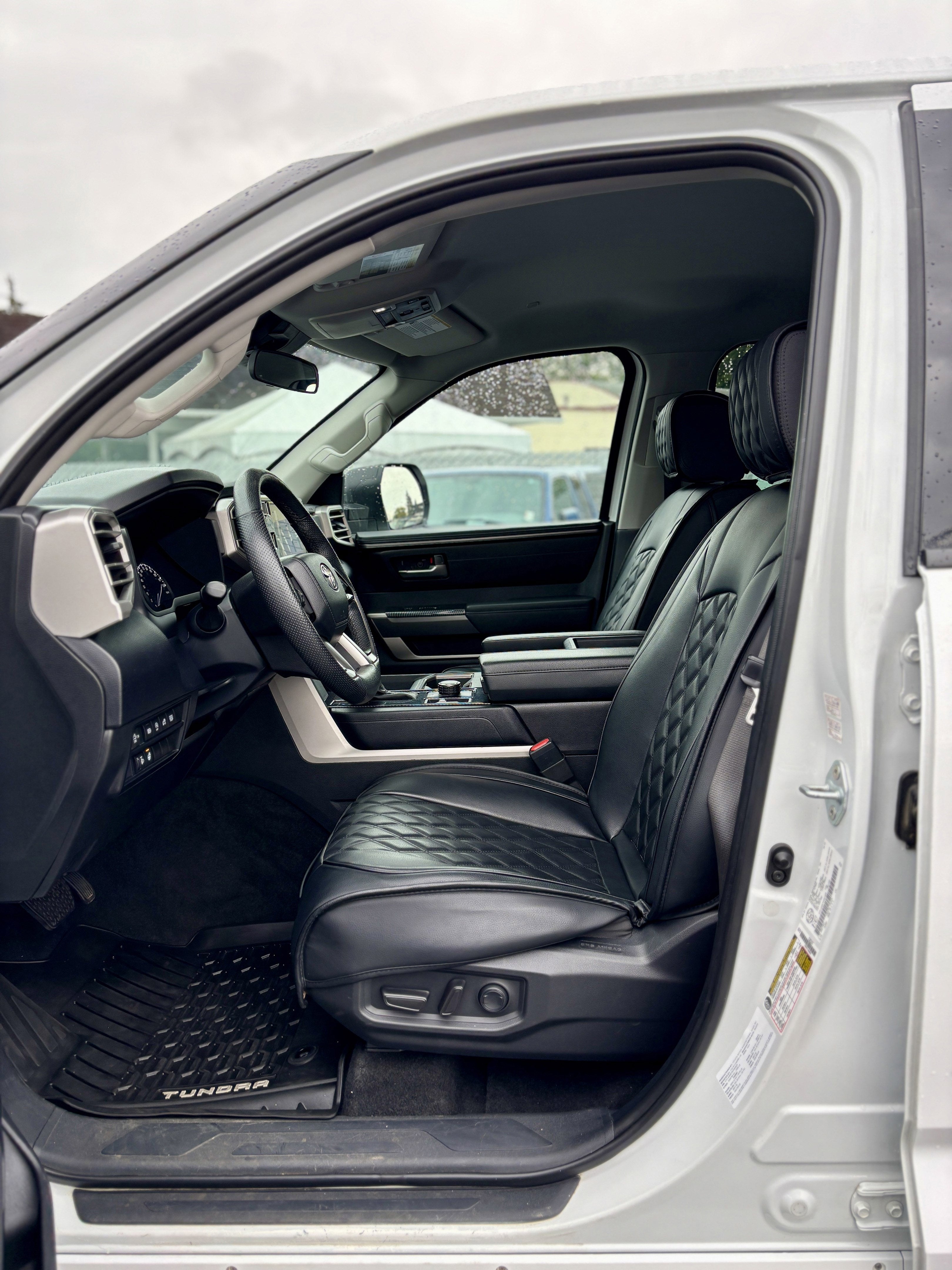 2022 Toyota Tundra 4WD SR5