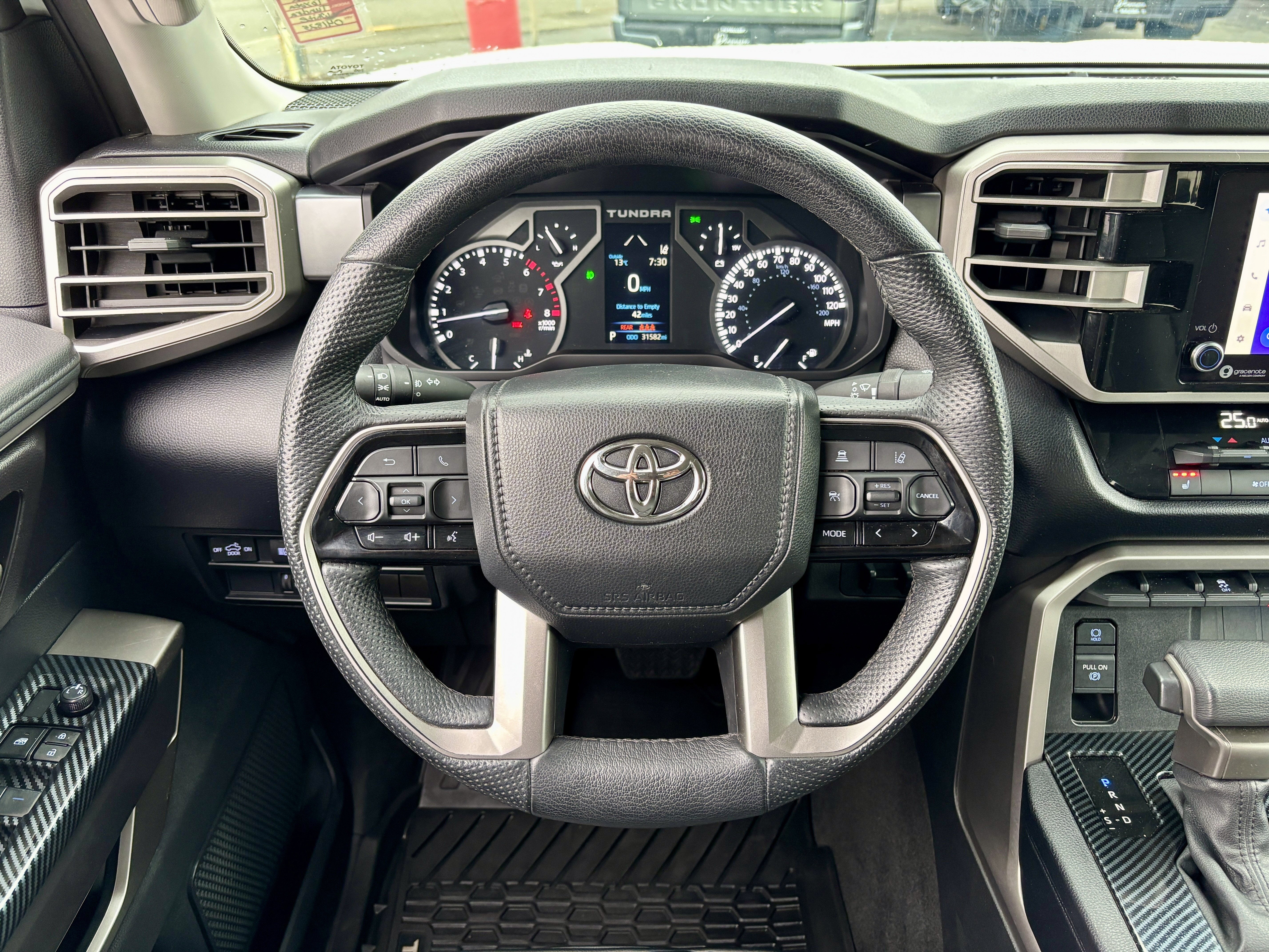 2022 Toyota Tundra 4WD SR5