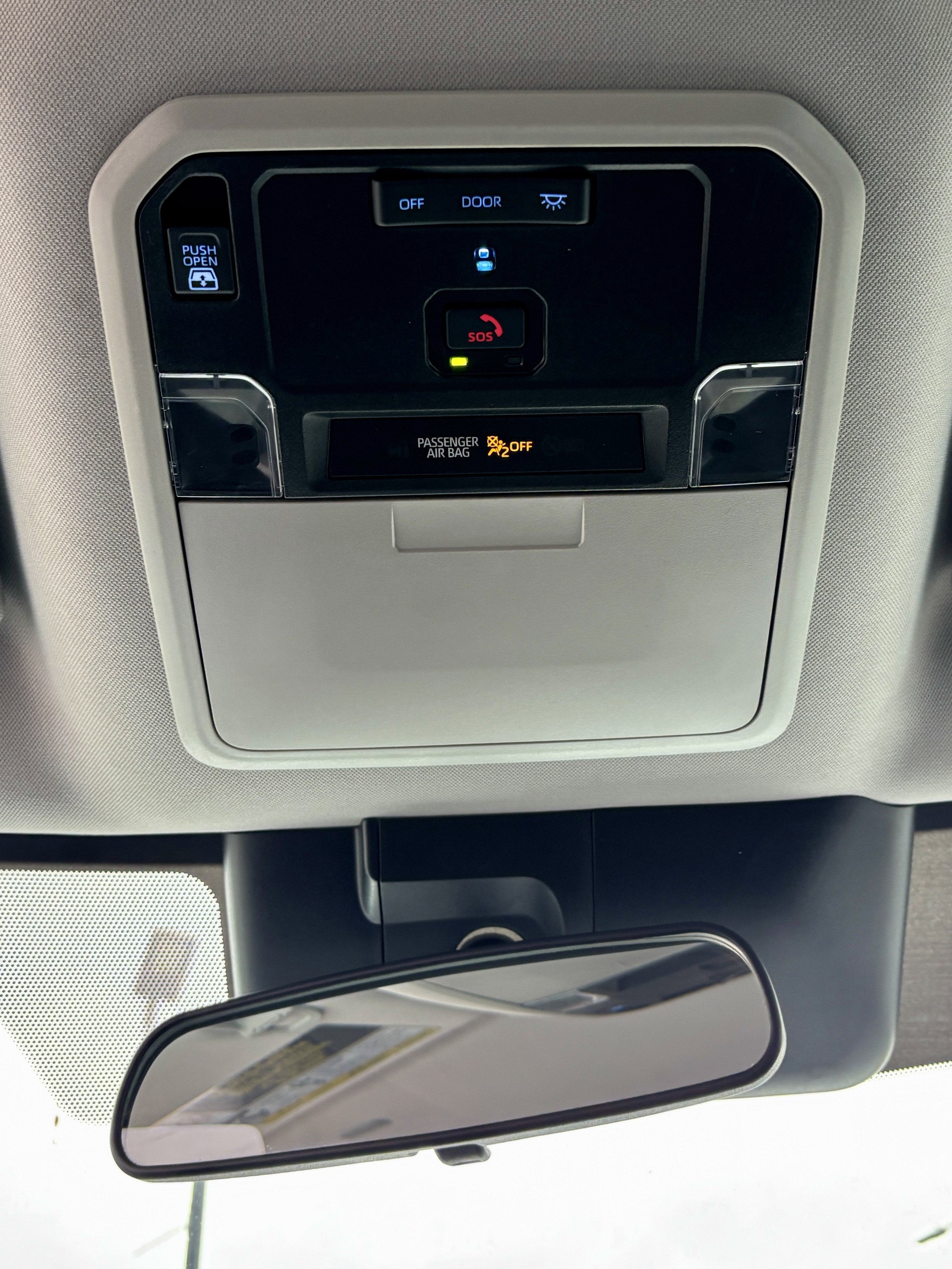 2022 Toyota Tundra 4WD SR5