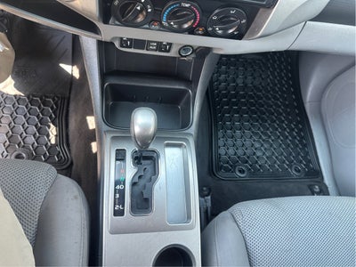 2013 Toyota Tacoma 4WD Double Cab LB V6 AT