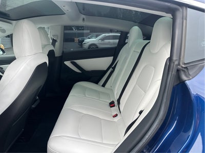 2019 Tesla Model 3 Performance