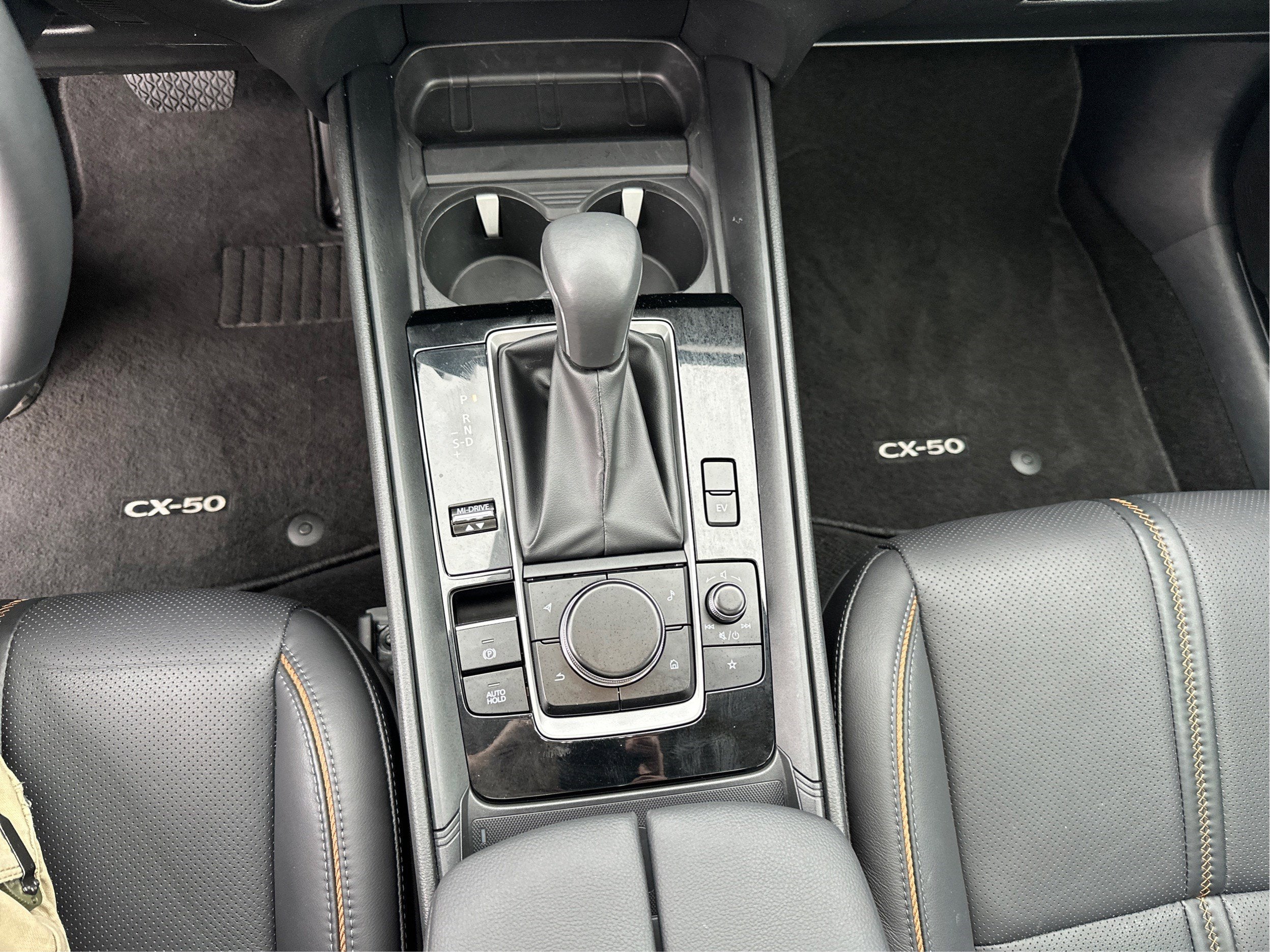2025 Mazda Mazda CX-50 Hybrid Premium AWD