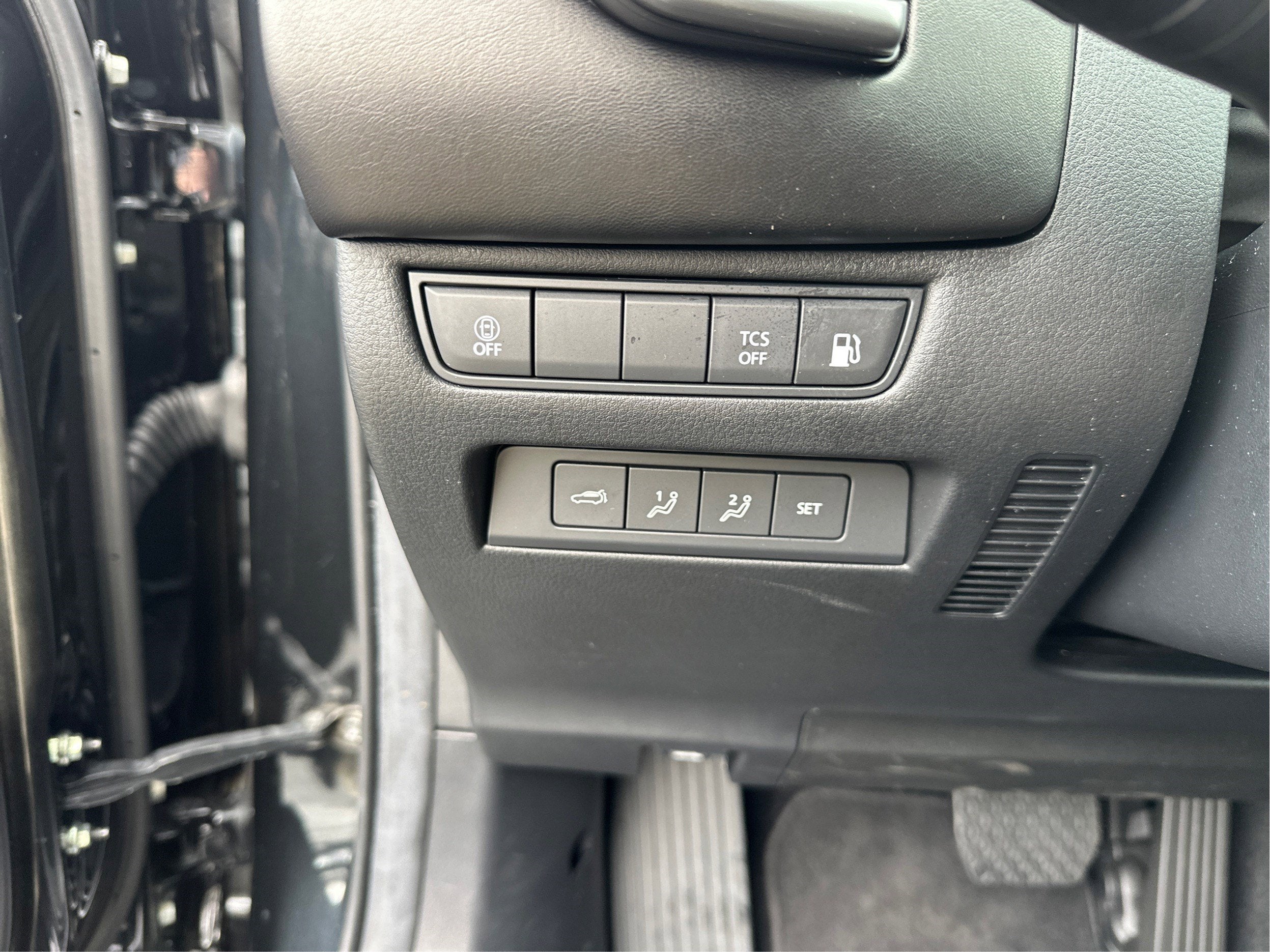 2025 Mazda Mazda CX-50 Hybrid Premium AWD