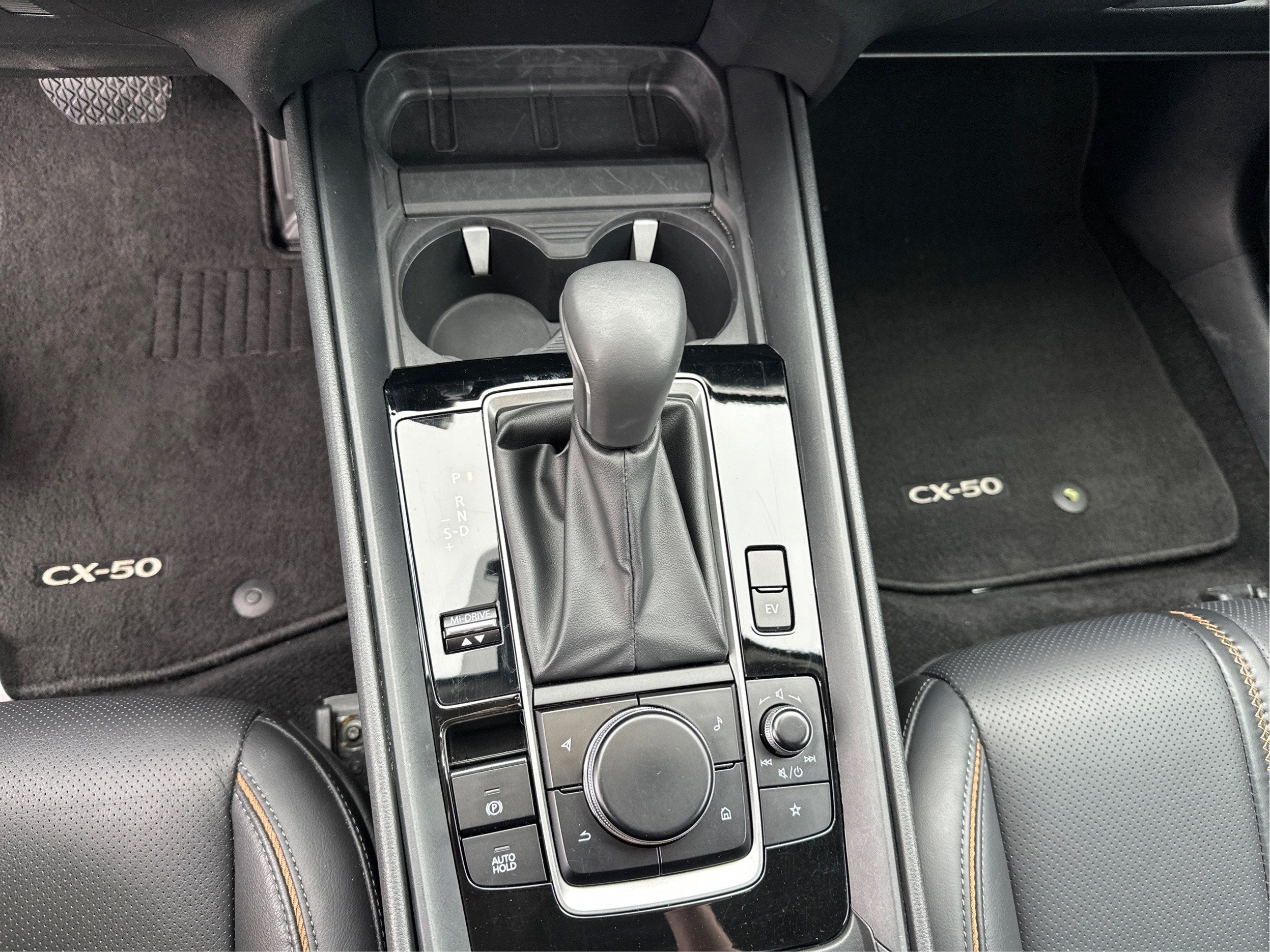 2025 Mazda Mazda CX-50 Hybrid Premium AWD