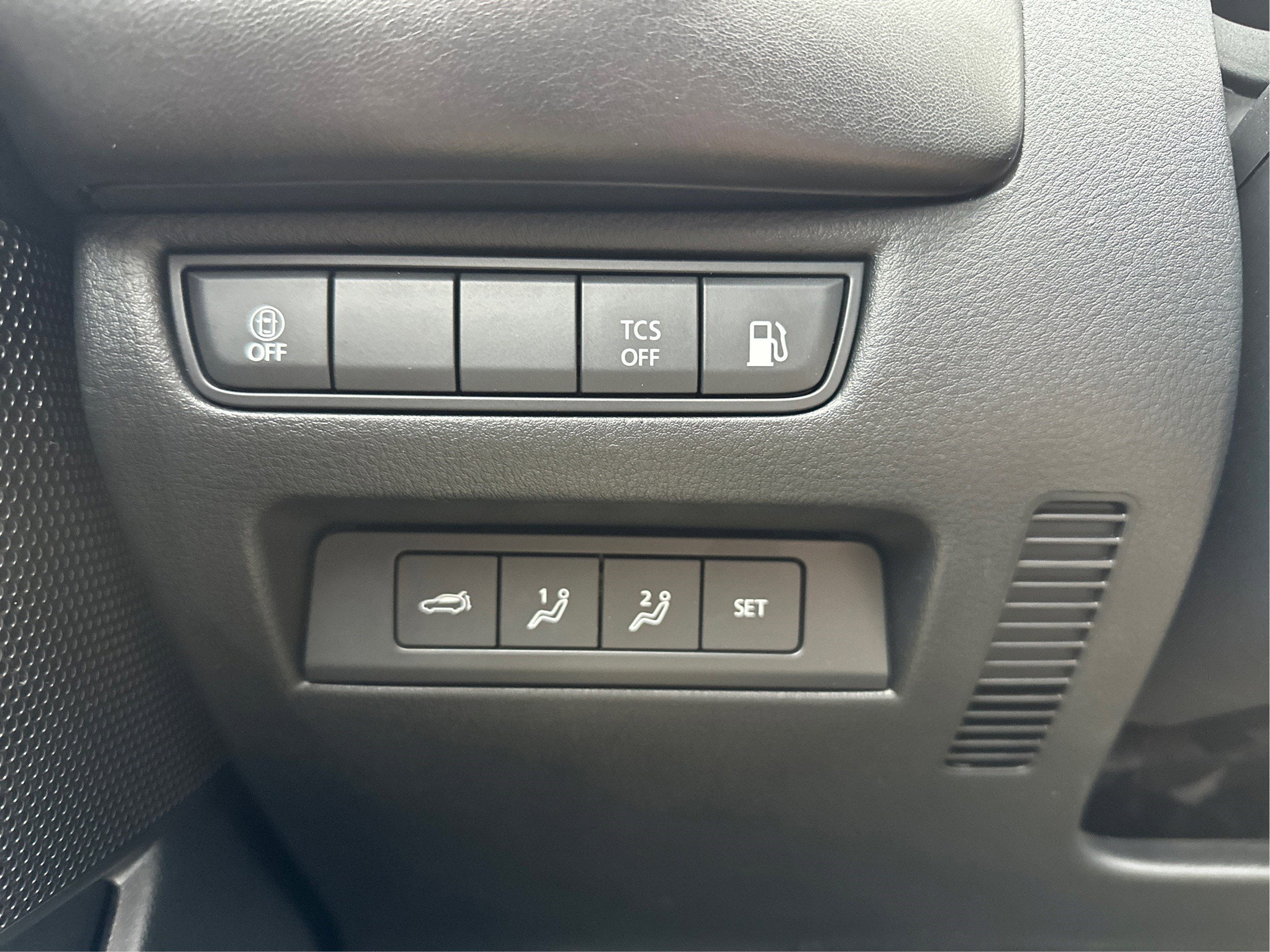 2025 Mazda Mazda CX-50 Hybrid Premium AWD