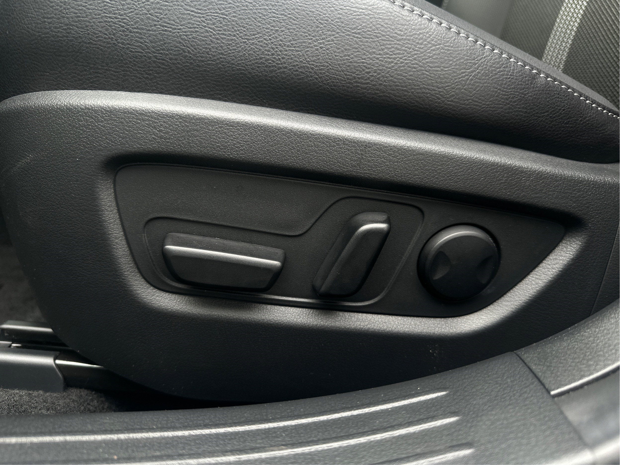 2025 Mazda Mazda CX-50 Premium AWD