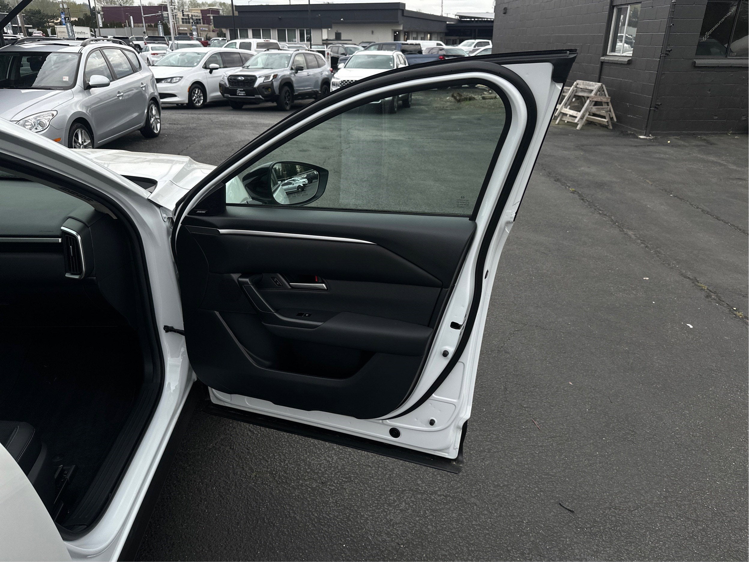 2025 Mazda Mazda CX-50 Premium AWD