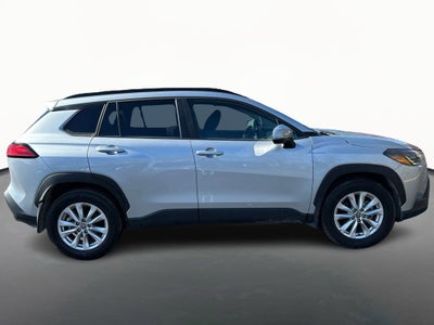 2022 Toyota Corolla Cross LE