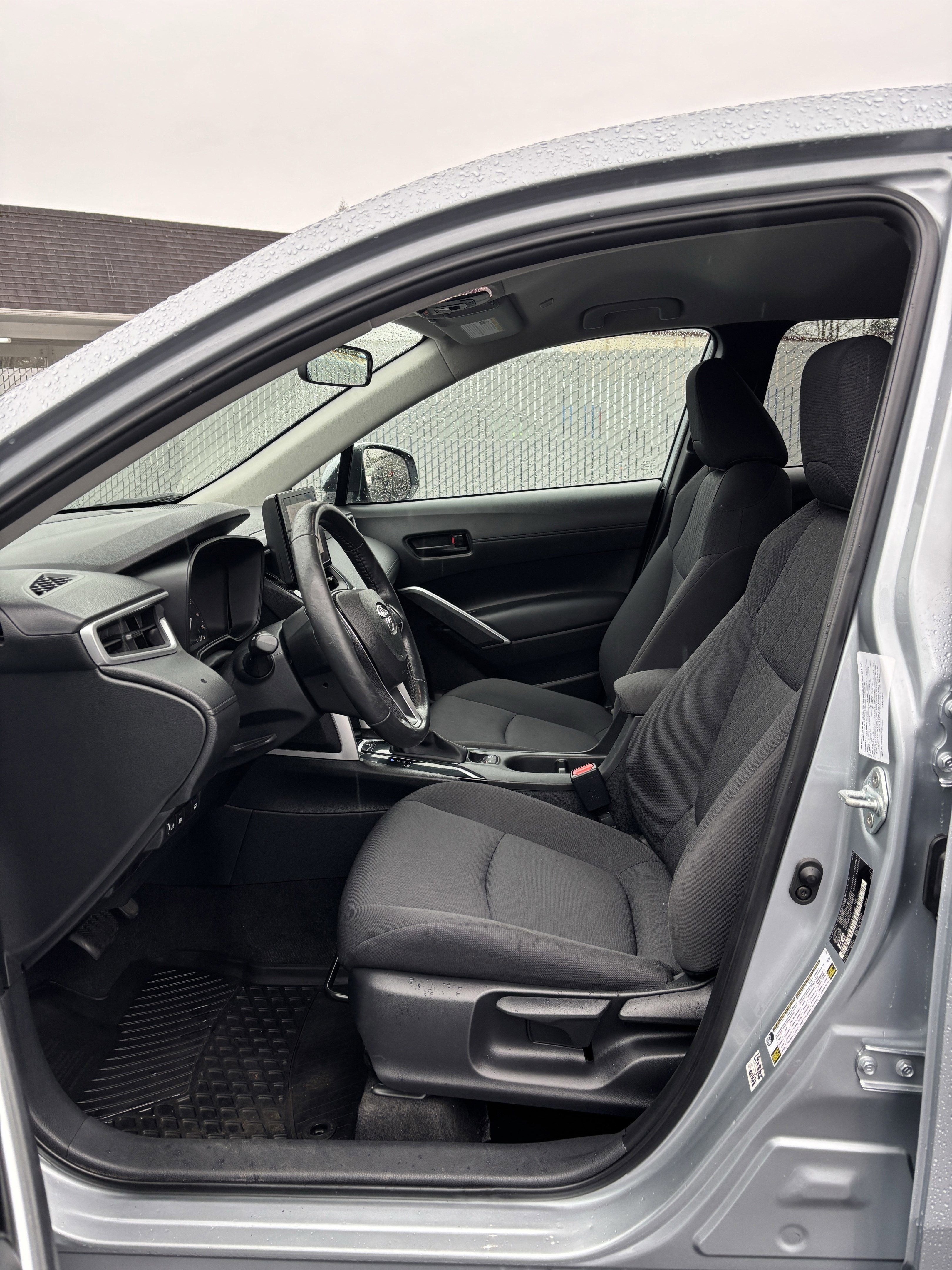 2023 Toyota Corolla Cross LE 4WD