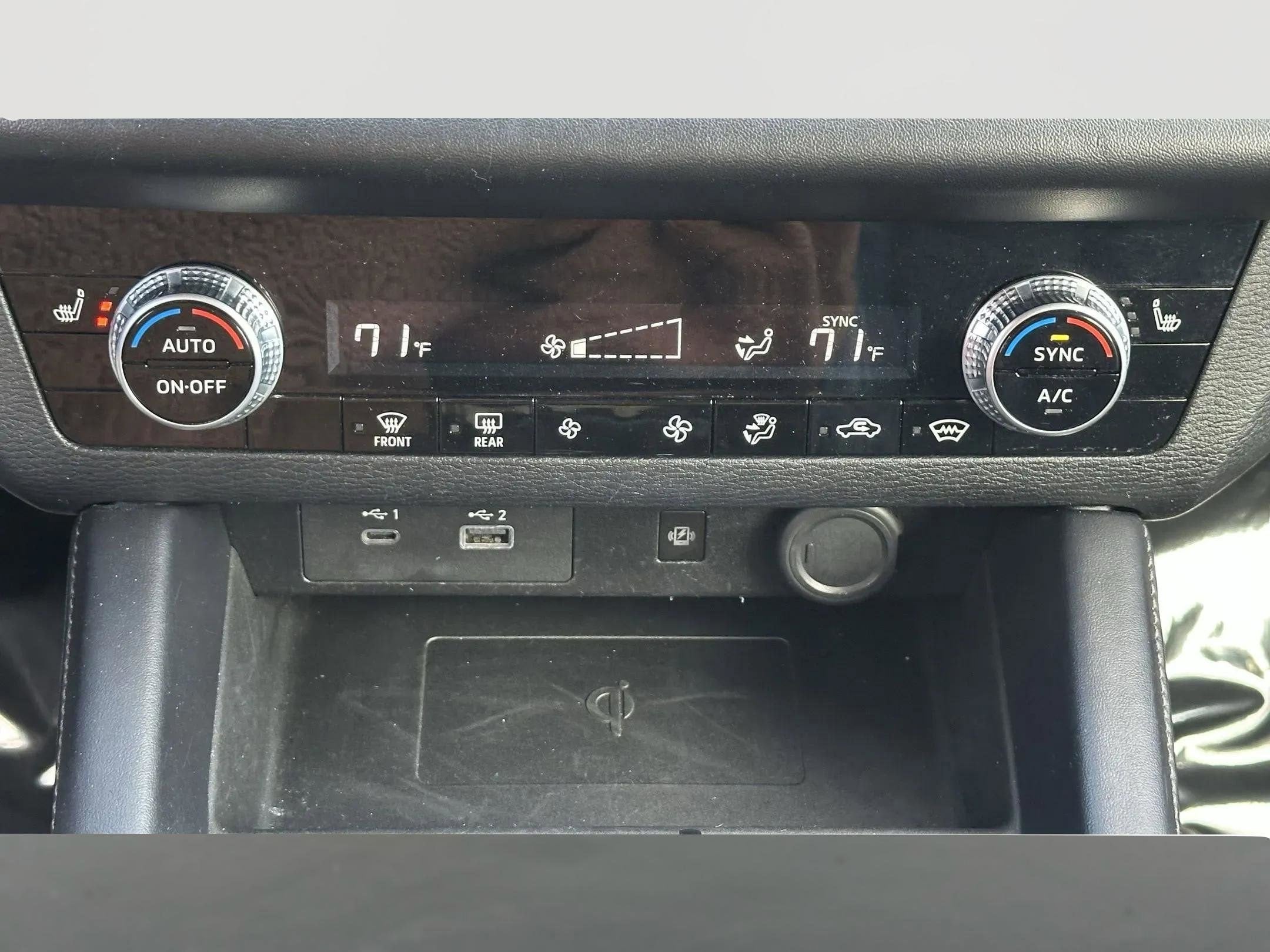 2024 Mitsubishi Outlander SE Black Edition