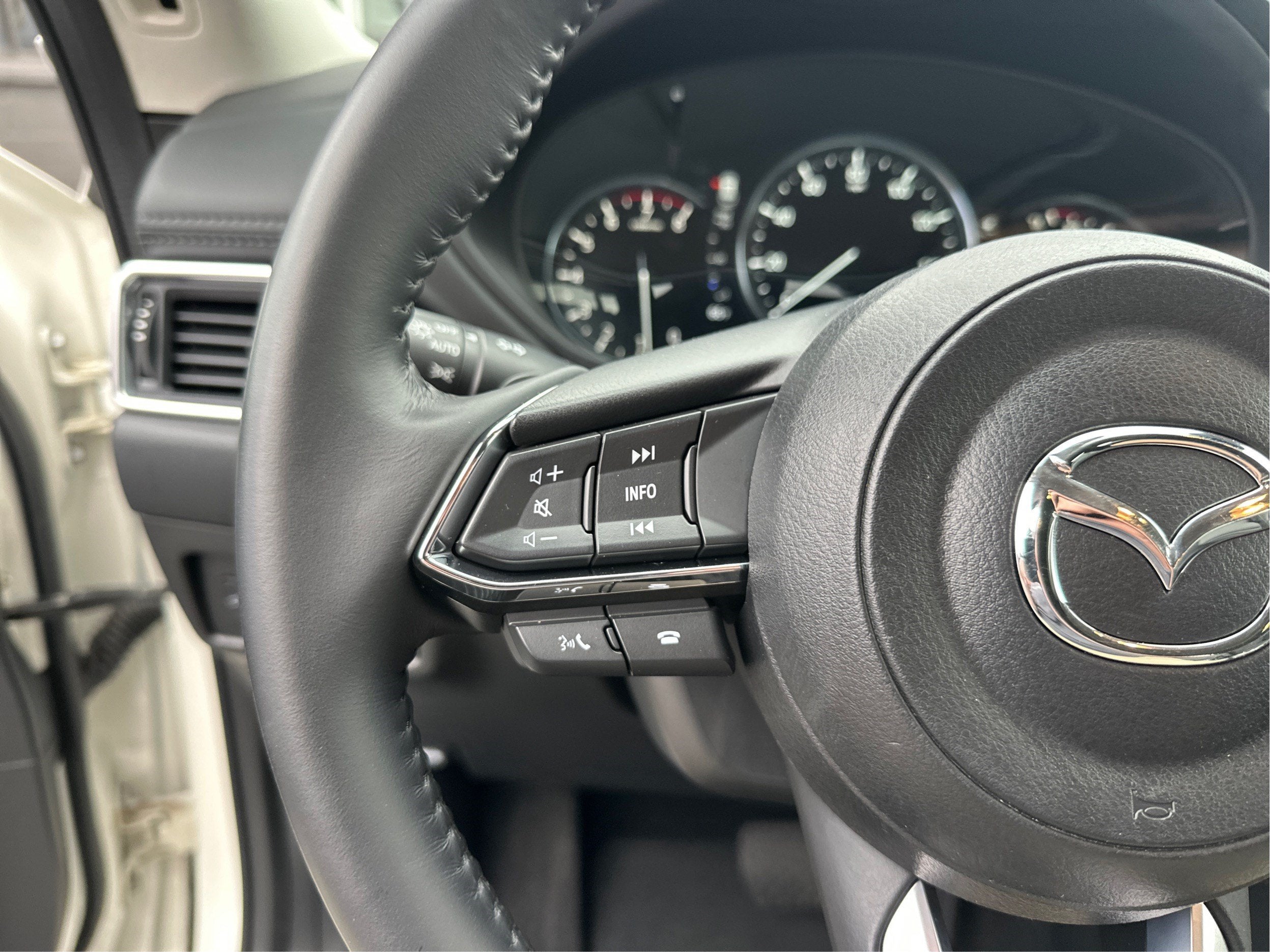 2023 Mazda Mazda CX-5 Premium AWD