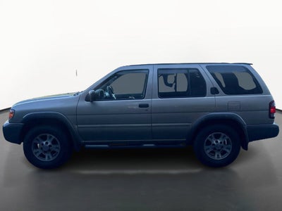 2000 Nissan Pathfinder SE