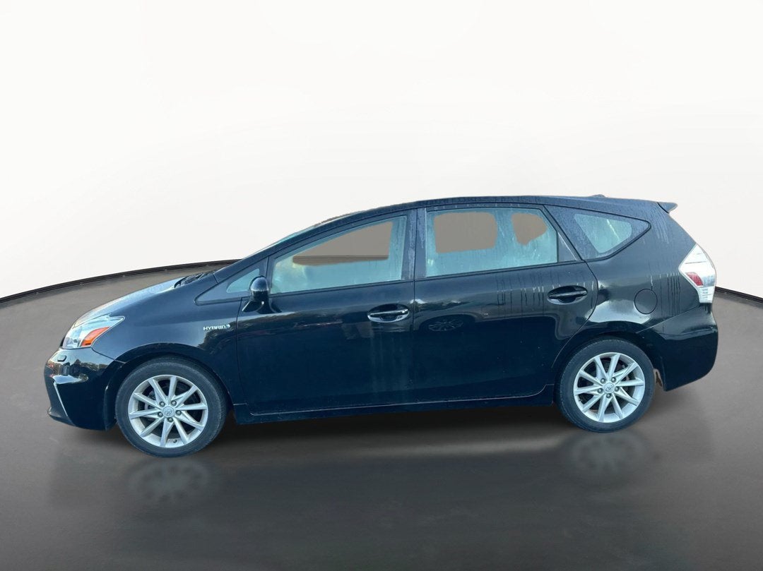 2014 Toyota Prius v Five