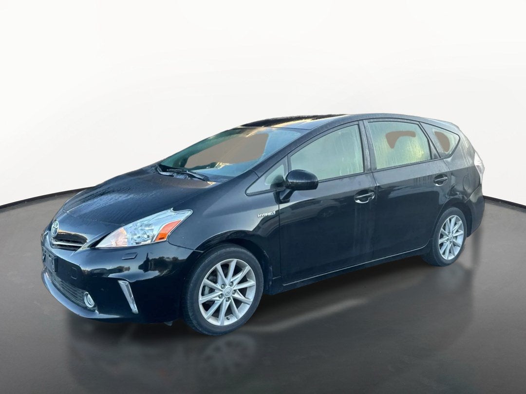 2014 Toyota Prius v Five