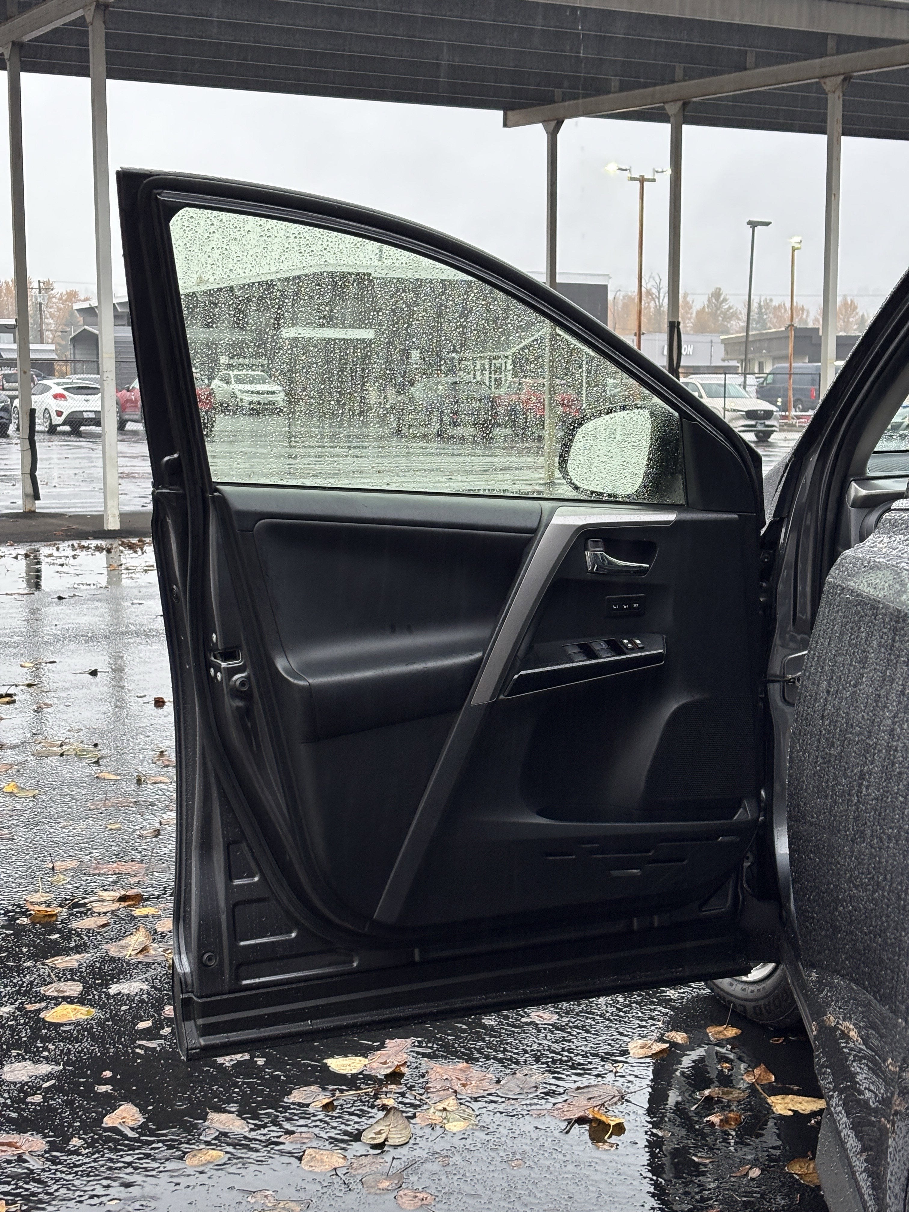 2017 Toyota RAV4 Hybrid Limited AWD