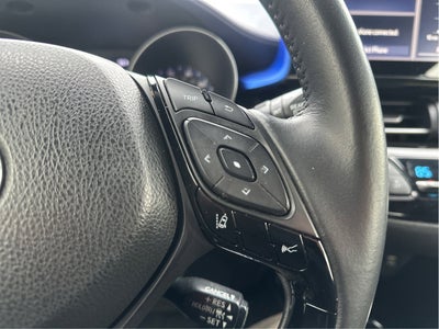 2021 Toyota C-HR LE