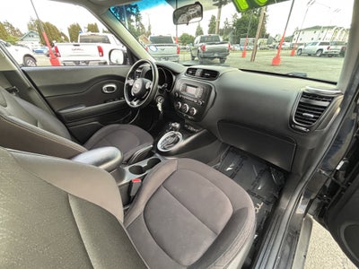 2015 Kia Soul Base