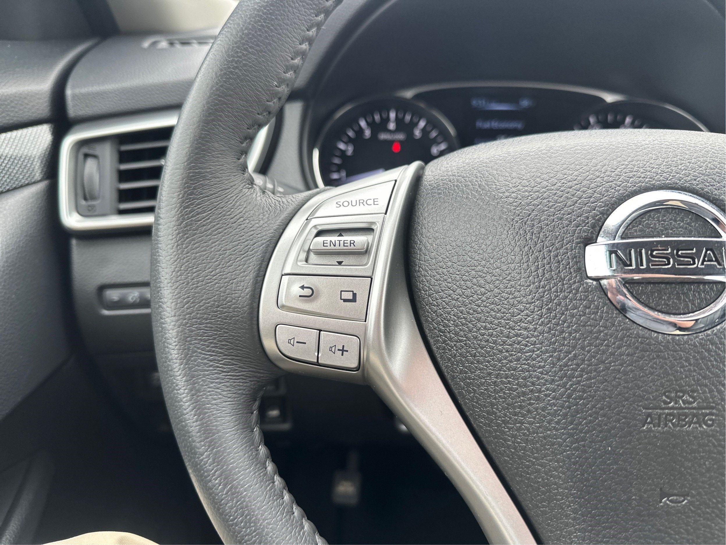 2016 Nissan Rogue SL AWD