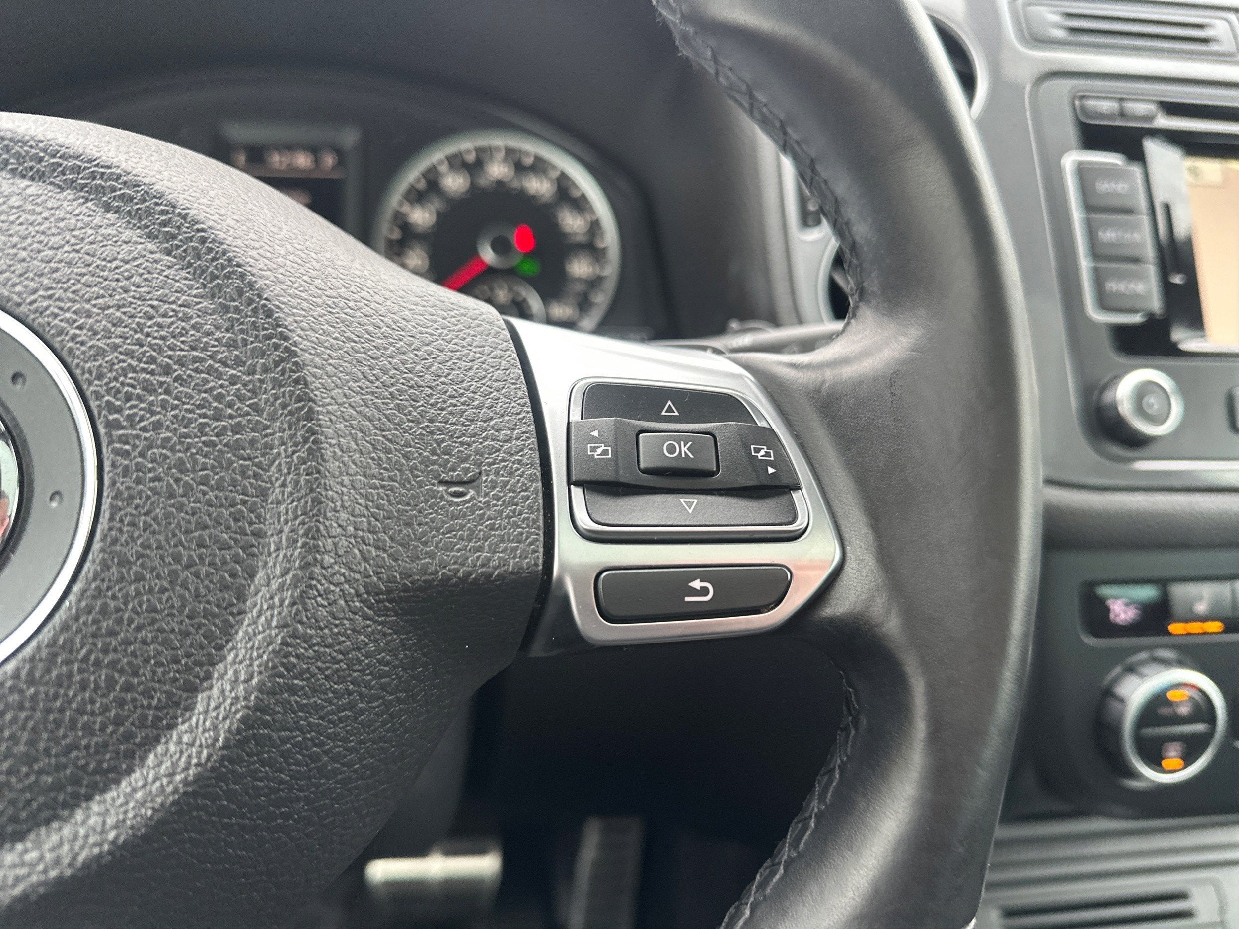 2015 Volkswagen Tiguan R-Line
