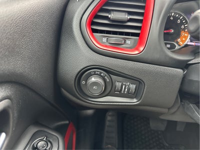 2017 Jeep Renegade Trailhawk