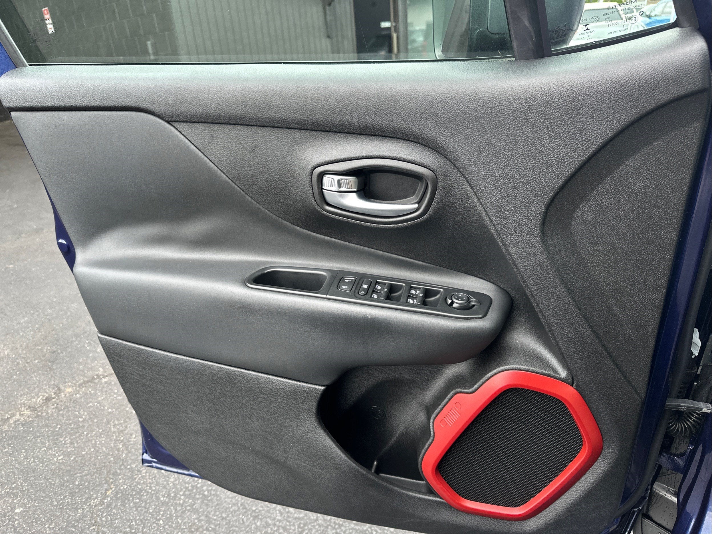 2017 Jeep Renegade Trailhawk
