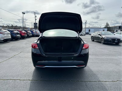 2016 Chrysler 200 LX