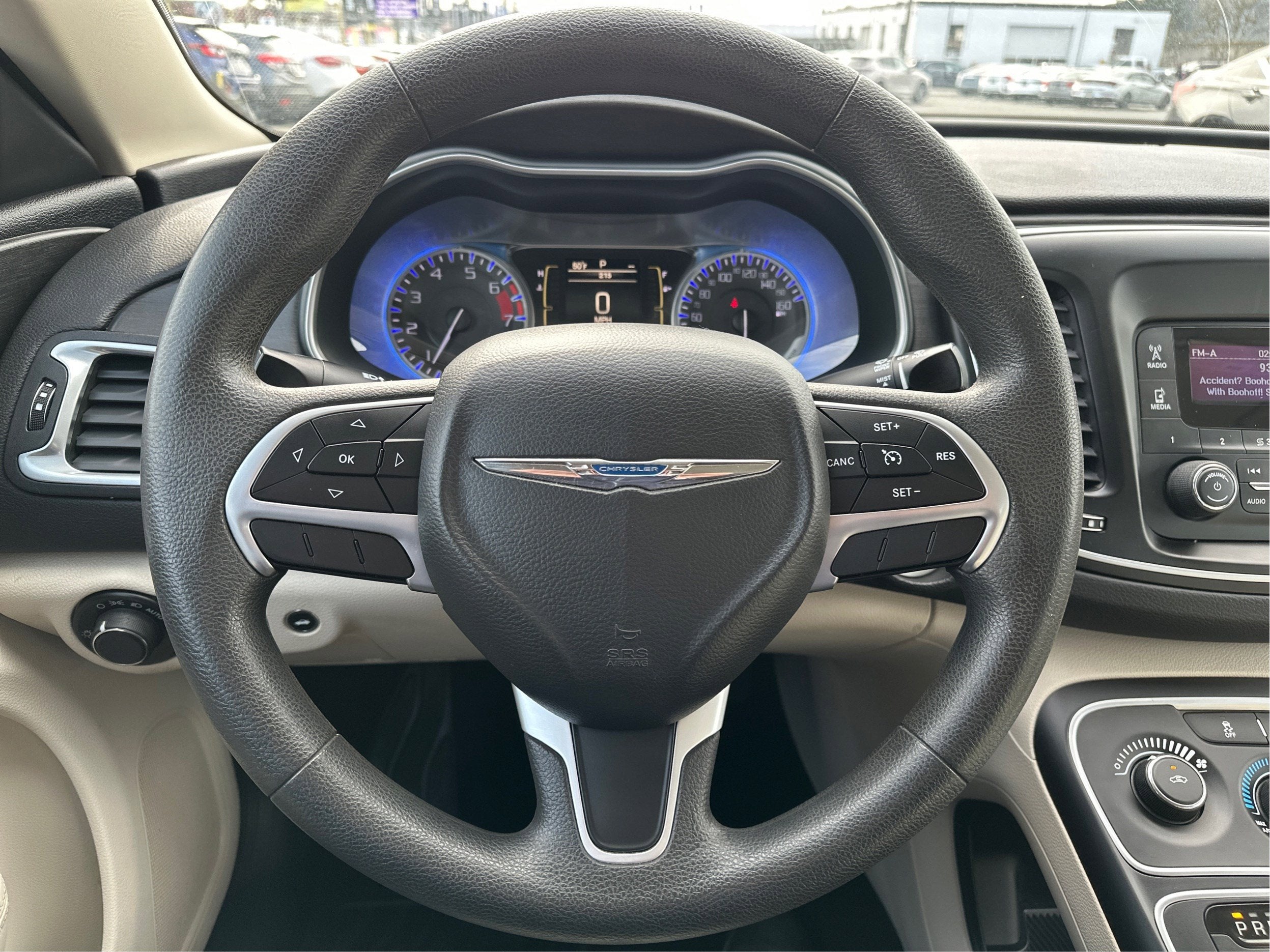 2016 Chrysler 200 LX