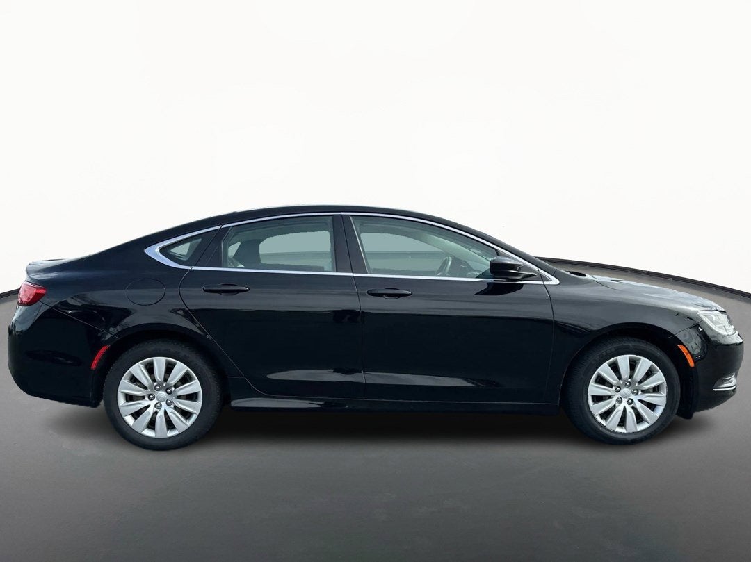 2016 Chrysler 200 LX