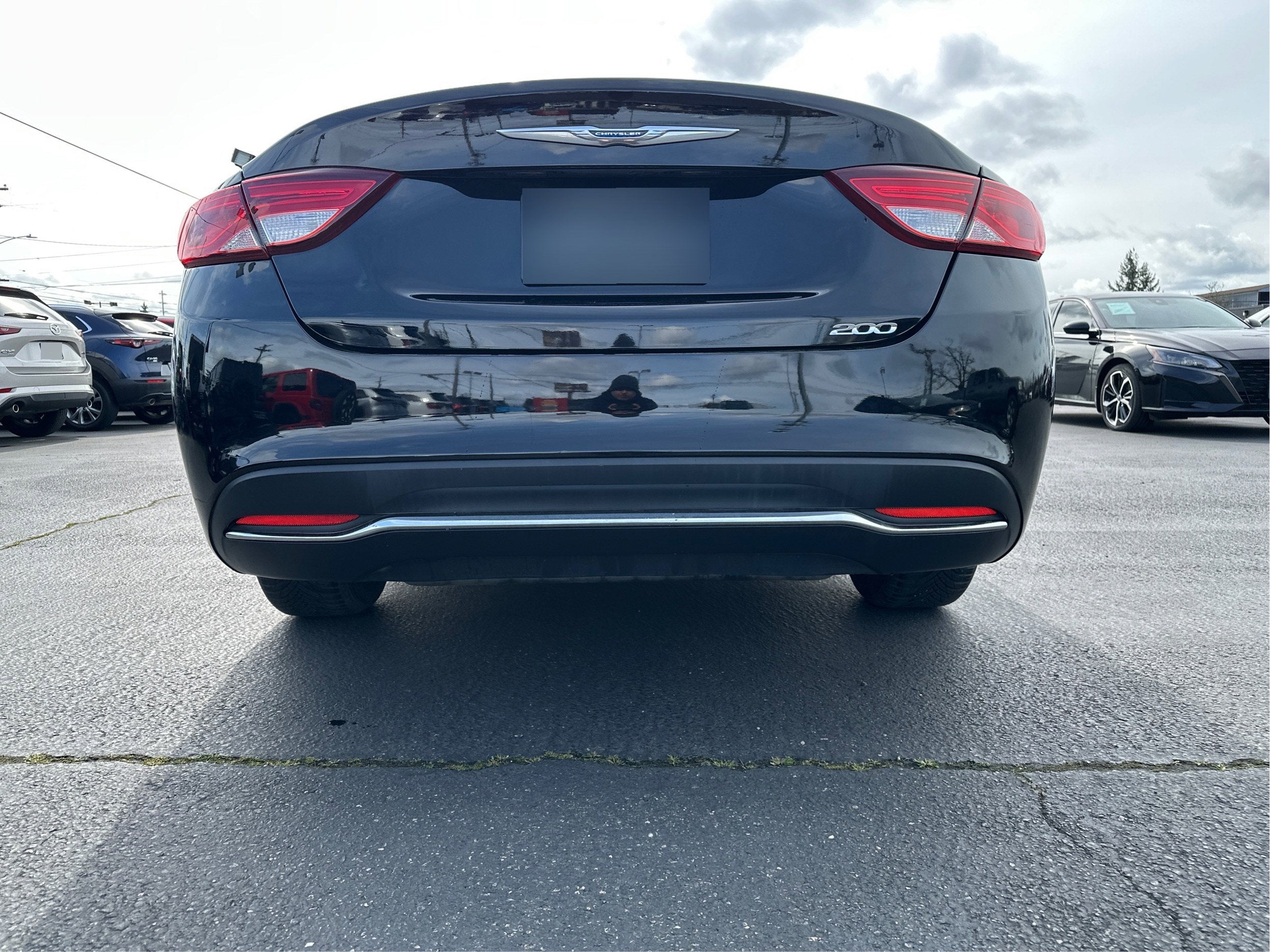 2016 Chrysler 200 LX