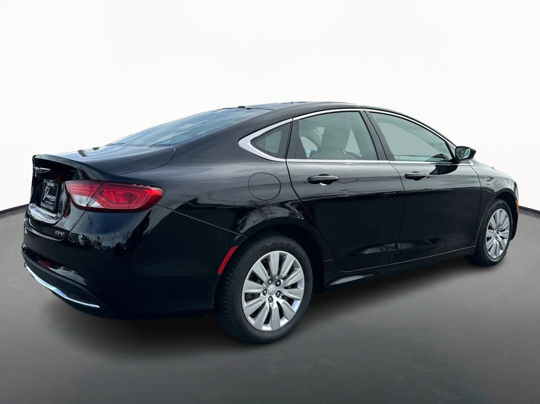2016 Chrysler 200 LX