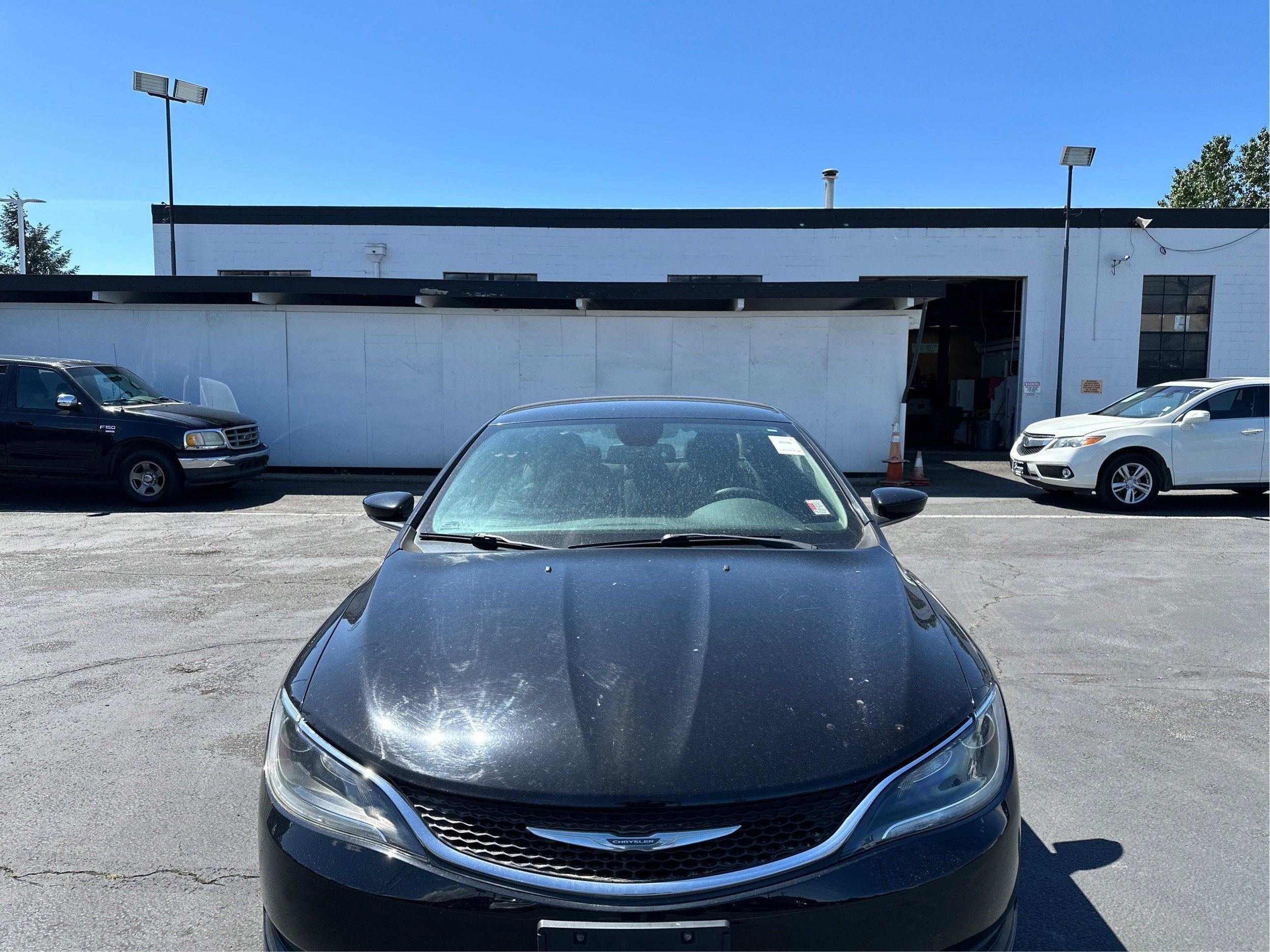 2016 Chrysler 200 LX